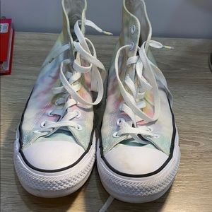 Tie-dye converse